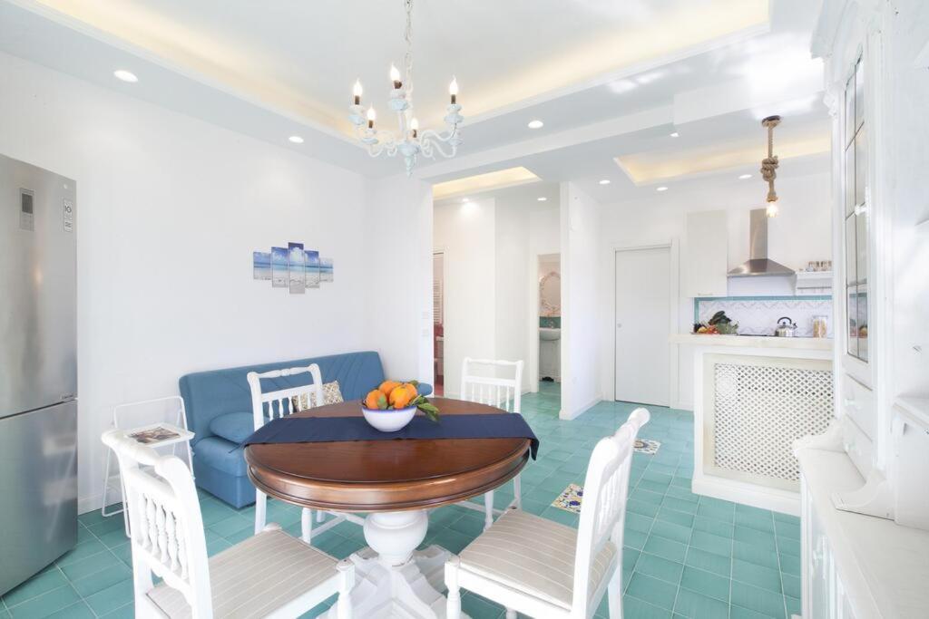 Апартаменти Super Attico Vista Mare Con Piscina Сорренто Екстер'єр фото