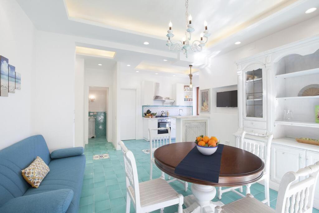 Апартаменти Super Attico Vista Mare Con Piscina Сорренто Екстер'єр фото